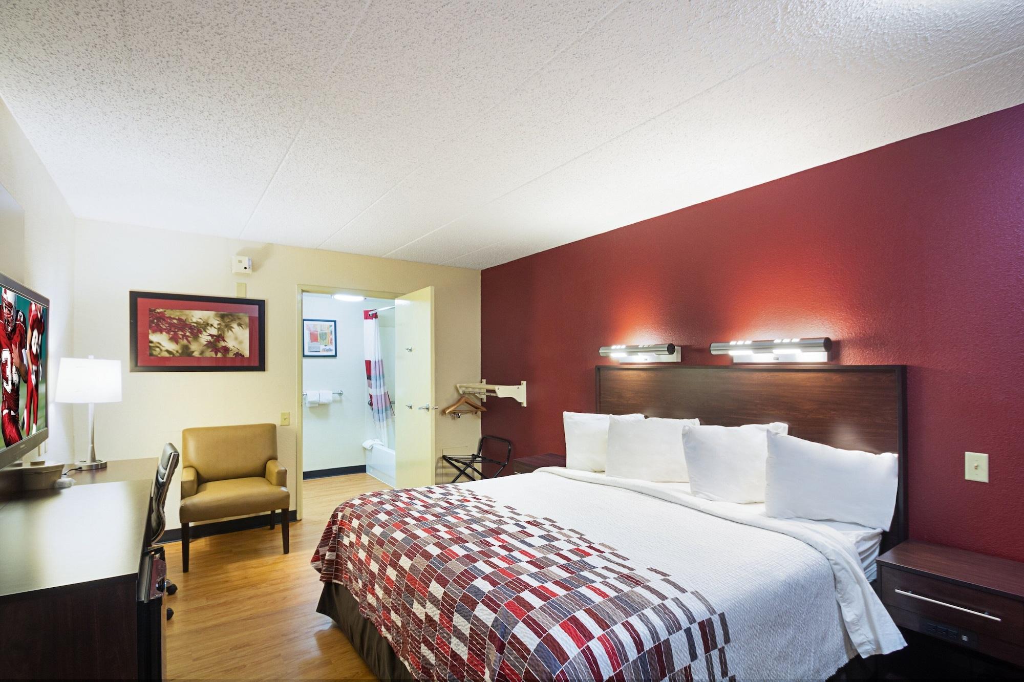Red Roof Inn Cincinnati East - Beechmont Cherry Grove Ngoại thất bức ảnh