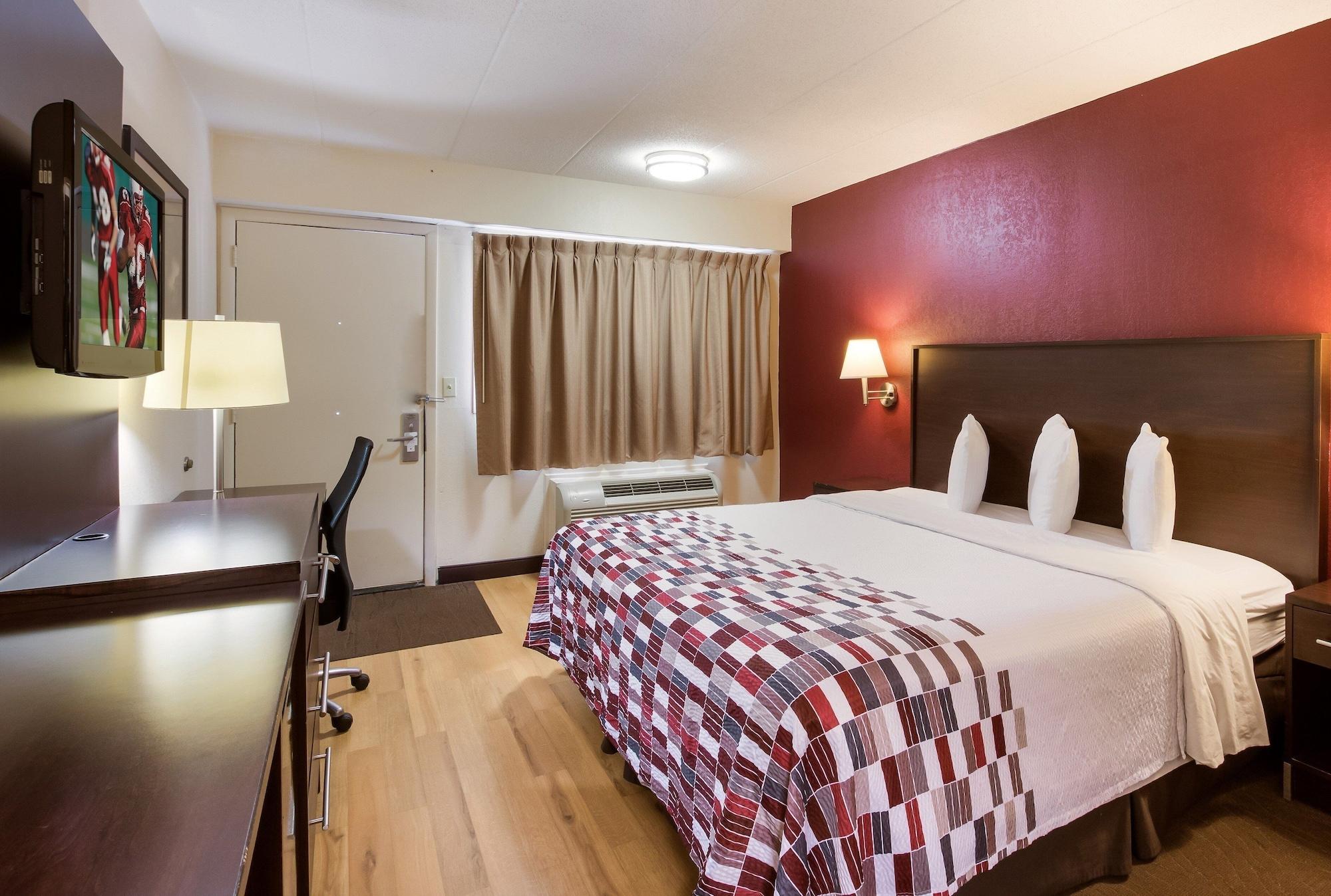 Red Roof Inn Cincinnati East - Beechmont Cherry Grove Ngoại thất bức ảnh