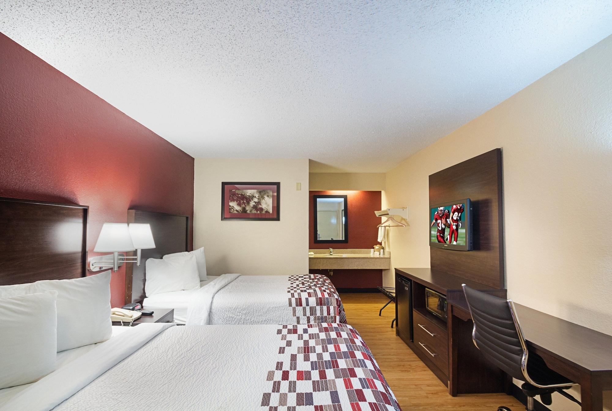 Red Roof Inn Cincinnati East - Beechmont Cherry Grove Ngoại thất bức ảnh