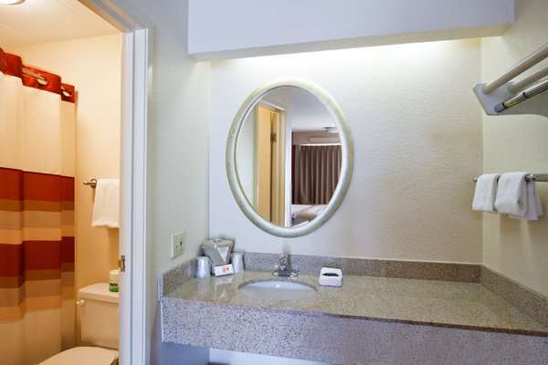 Red Roof Inn Cincinnati East - Beechmont Cherry Grove Phòng bức ảnh